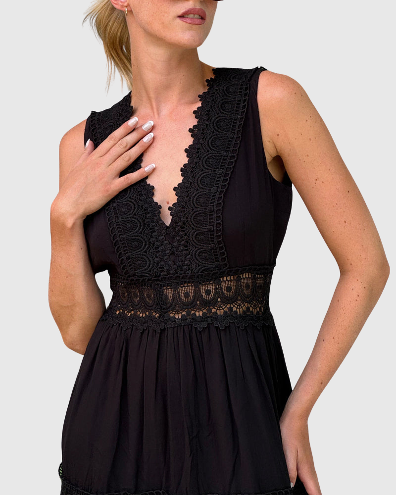 Nymphea | Bezrukávové midi šaty v boho stylu s krajkovými detailními