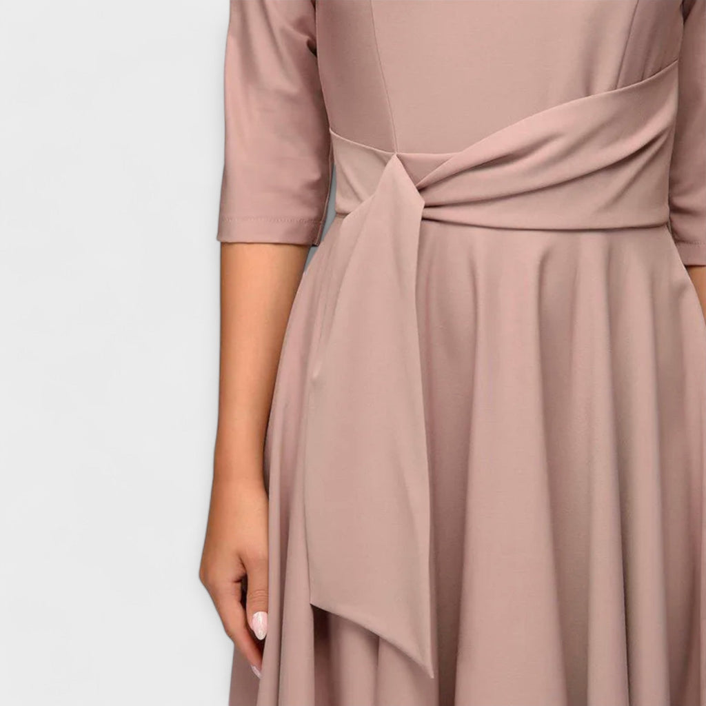 Milena | Elegantní šaty typu swing s paskem