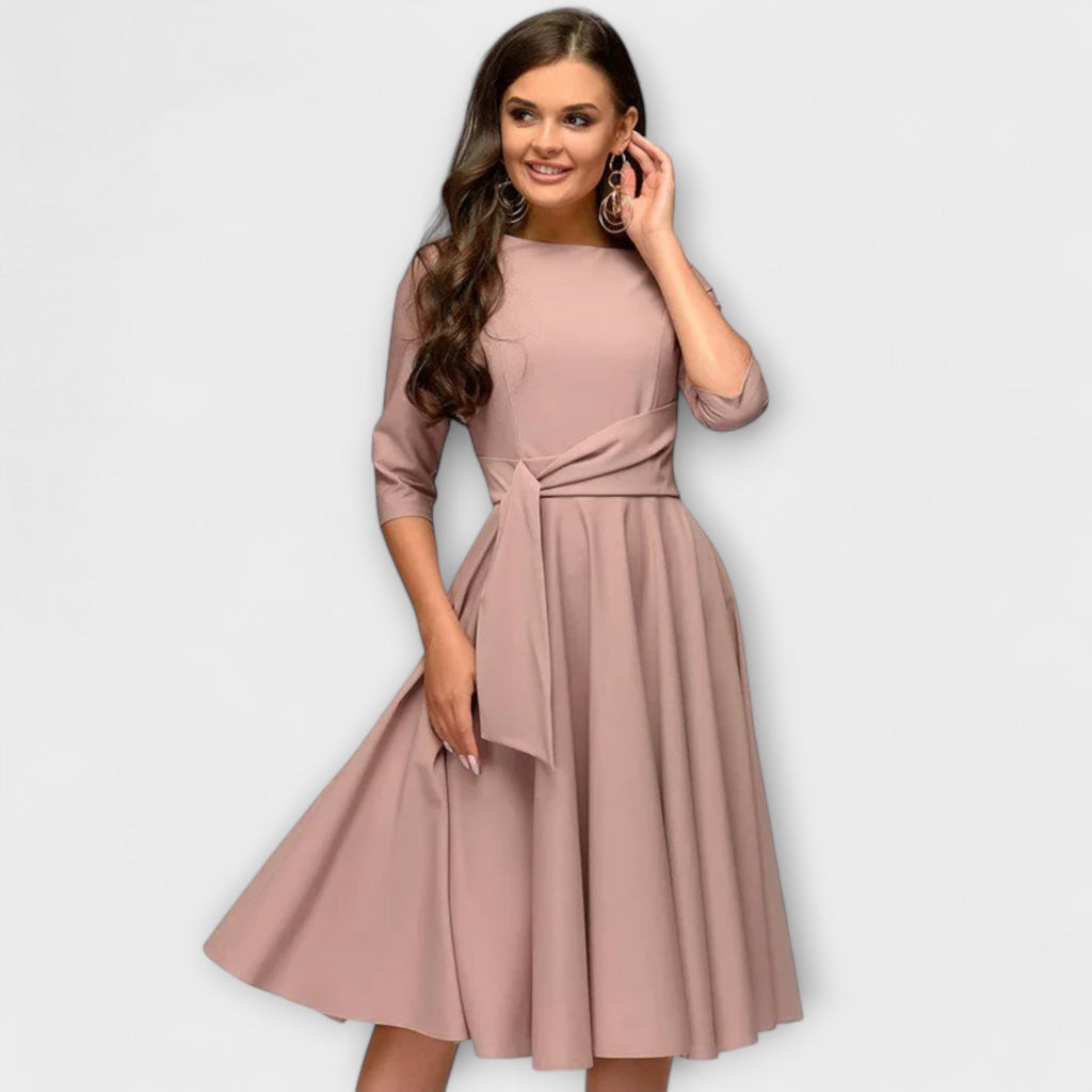 Milena | Elegantní šaty typu swing s paskem
