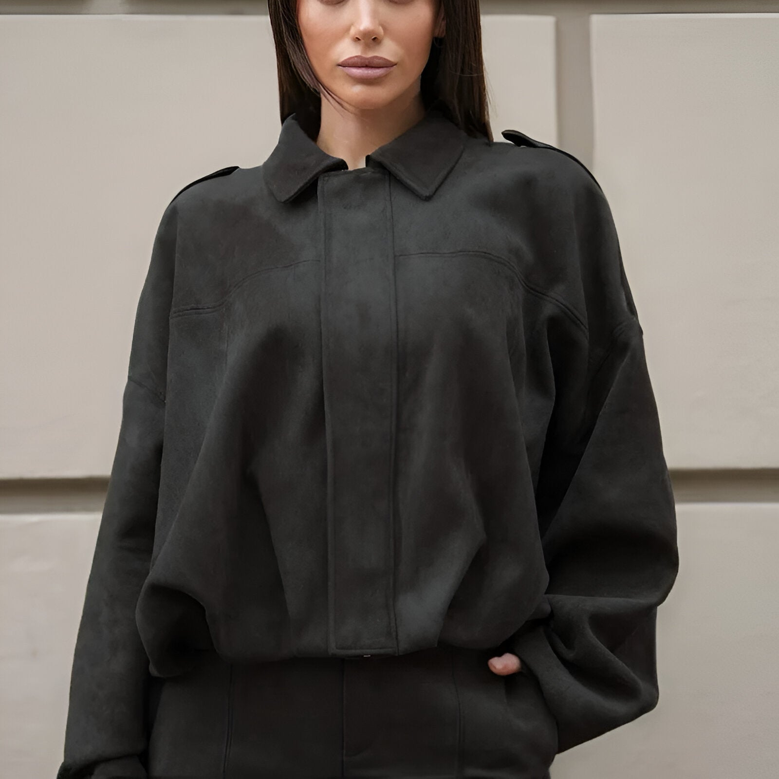 Blanka – Semišová ass bomber